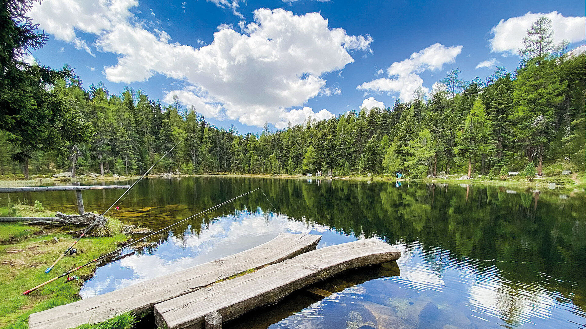 Flexible Zapfenmontage für den Bergsee